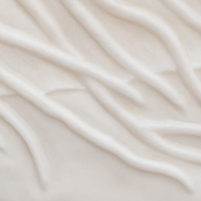 Saule pleureur, 2026marble100 x 40 x 4 cmphoto crédit : Flâneur studio&nbsp;